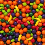 Fruits colorés en sucre