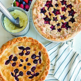 Découpoir réversible pour tarte Cerise / Étoile Découpoir réversible pour tarte Cerise / Étoile
