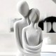 Figurine Couple de mariés enlacés