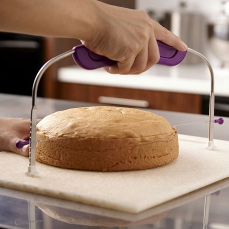 Coupe-gâteau scie à niveler pour coupe-gâteau en acier inoxydable violet avec accessoire d'outil de cuisson à l'échelle 