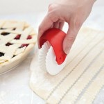 Roulette pour couper des bandes de tartes égales