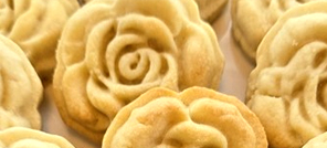 Ensemble Presse Moule Rose à gâteau de lune